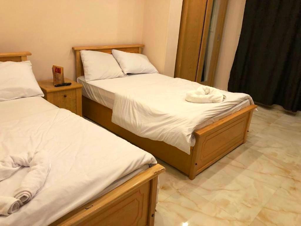 Grand Golden Pyramids View Hotel Kafrat al Jabal ภายนอก รูปภาพ
