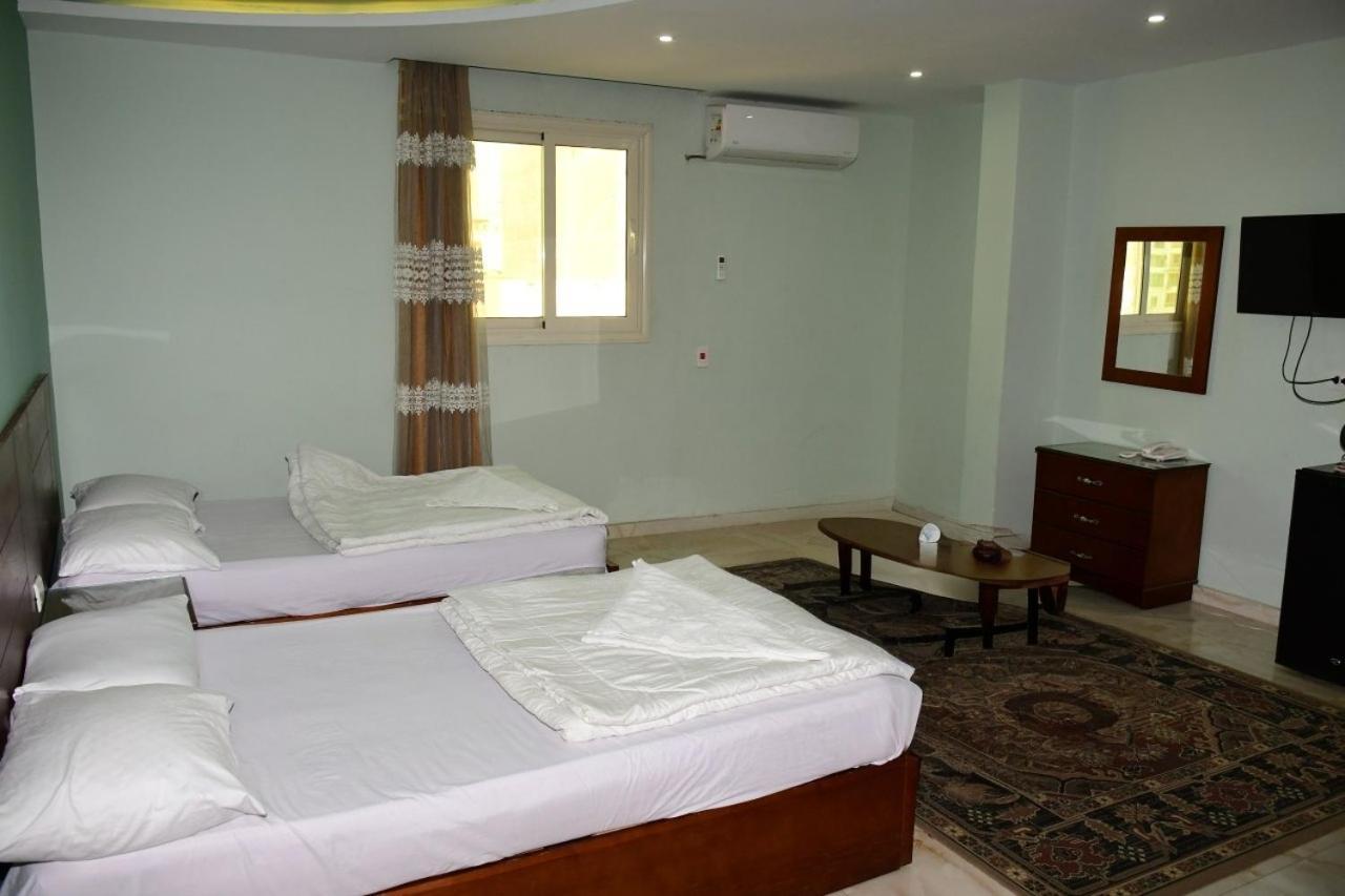Grand Golden Pyramids View Hotel Kafrat al Jabal ภายนอก รูปภาพ